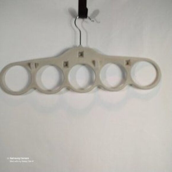 3 Velvet No-Slip Cascading Dove Gray Closet Scarf, Tie, Belt Organizer Hangers - Picture 2 of 2